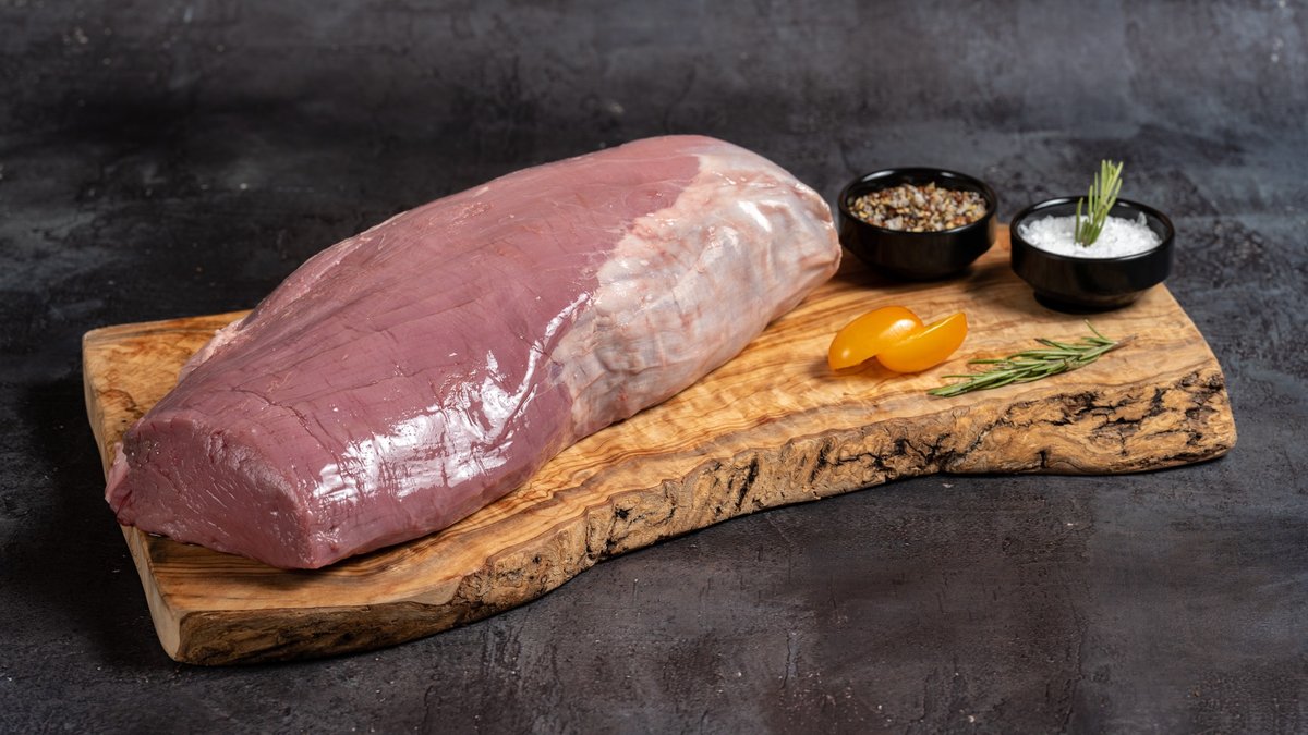 Φιλέτο μοσχαρίσιο tenderloin Ελλάδος, φρέσκο ελληνικό μοσχάρι, άπαχο φιλέτο, premium κοπή, φιλέ μινιόν, μοσχάρι για σχάρα, tenderloin beef Greece, εκλεκτό κρέας, gourmet συνταγή, υγιεινή διατροφή